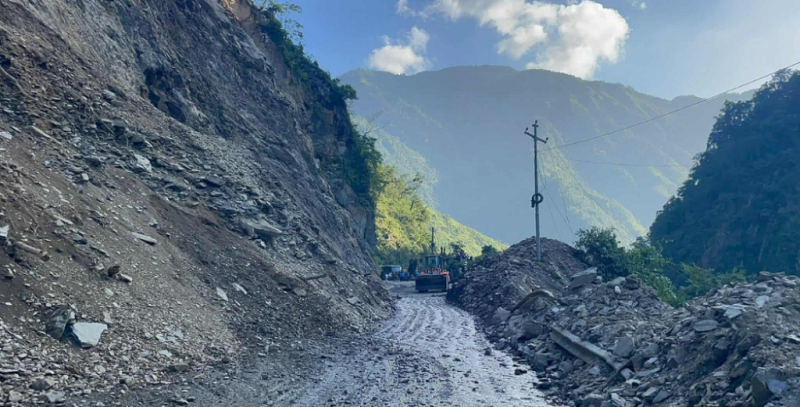 muglin-sadak tuen khola